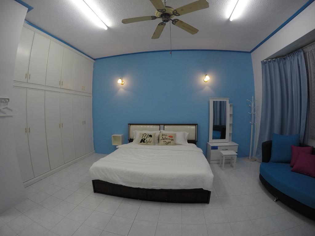 Little Blue House Kemaman Guesthouse Chukai 외부 사진