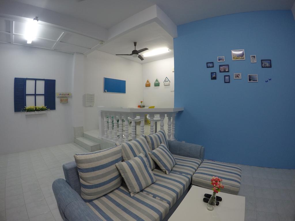 Little Blue House Kemaman Guesthouse Chukai 외부 사진